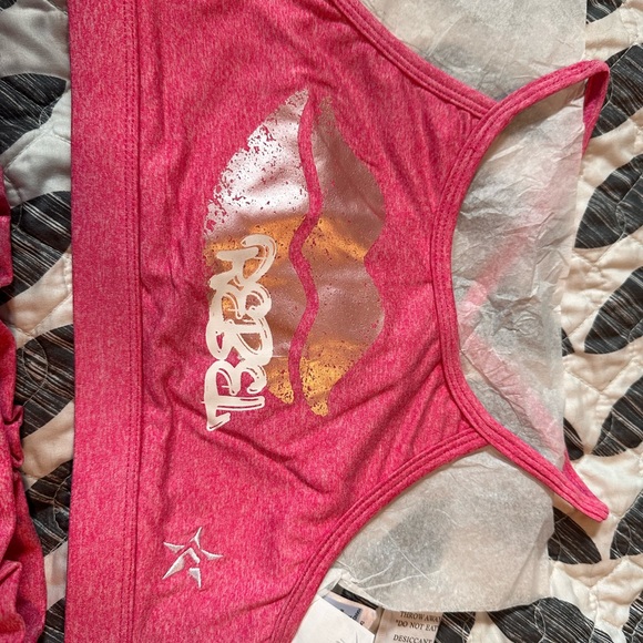 Rebel Athletic set - Picture 3 of 3